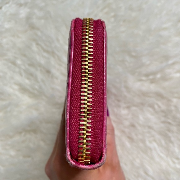 Miu Miu zippered wallet - Picture 7 of 14